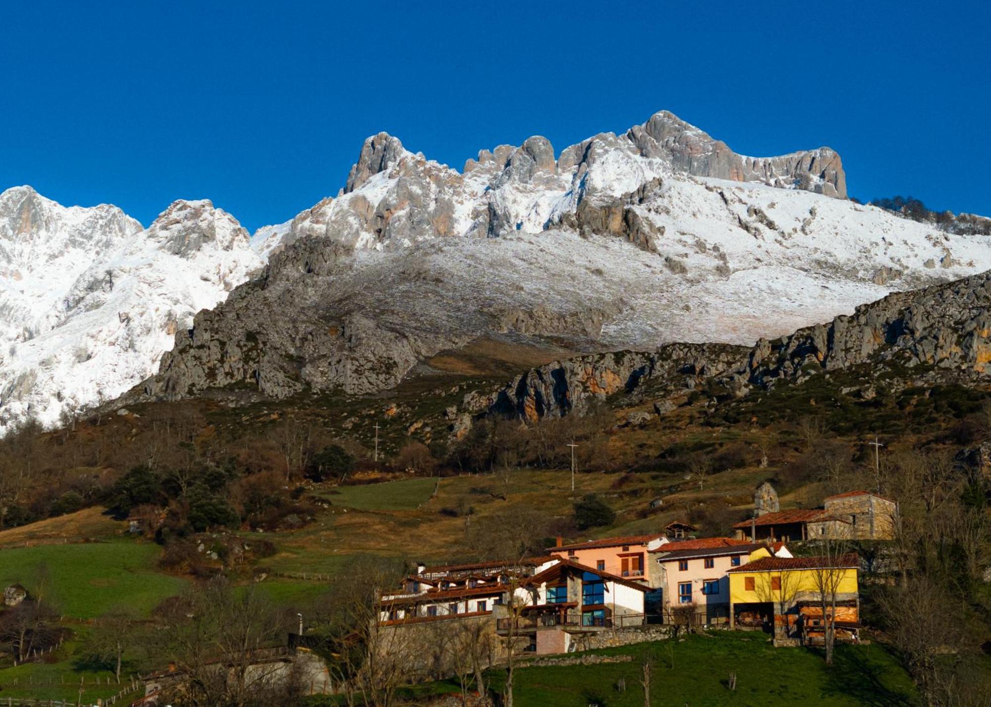 Aire De Picos Norte Brez Exterior photo