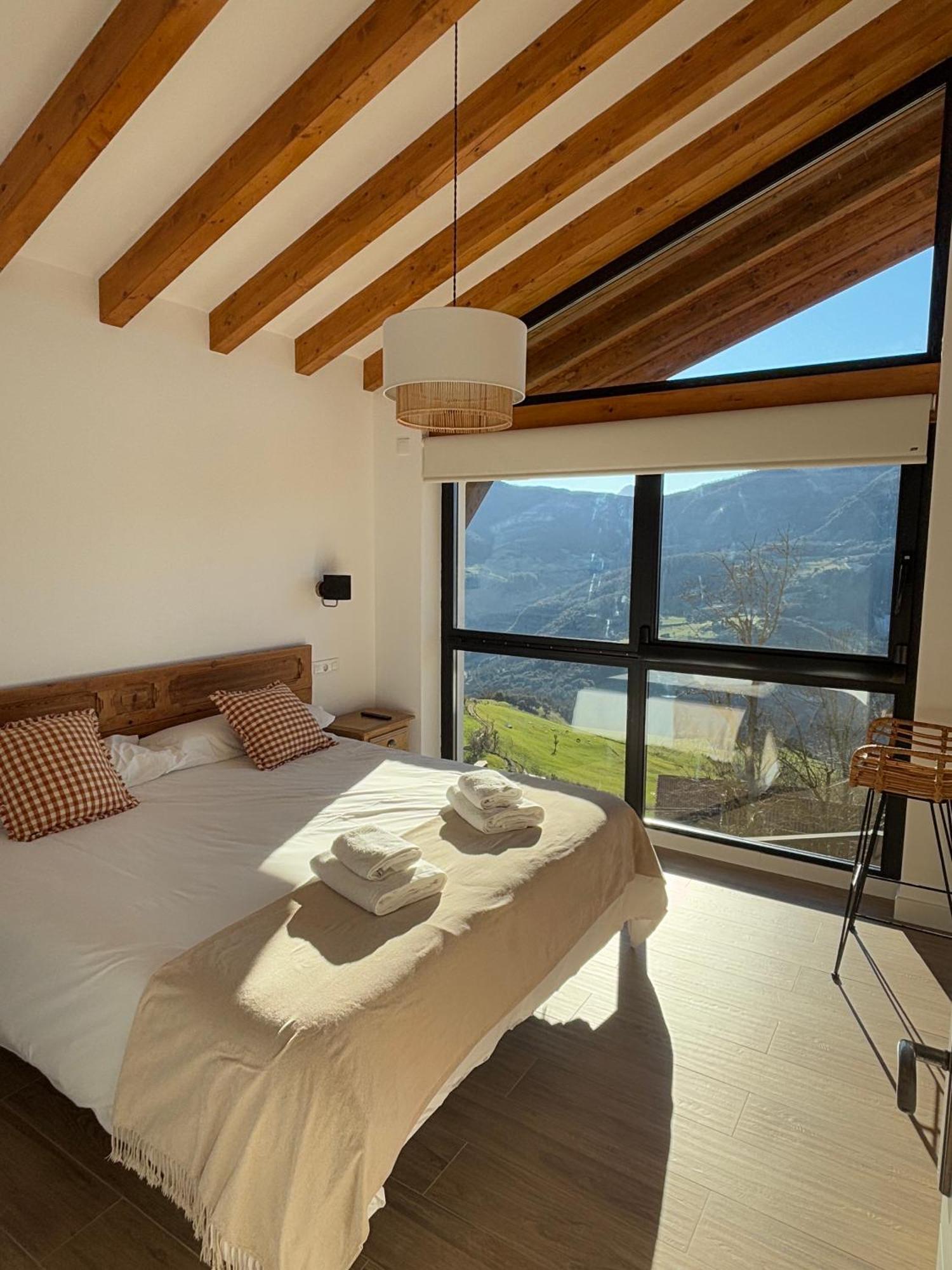 Aire De Picos Norte Brez Exterior photo